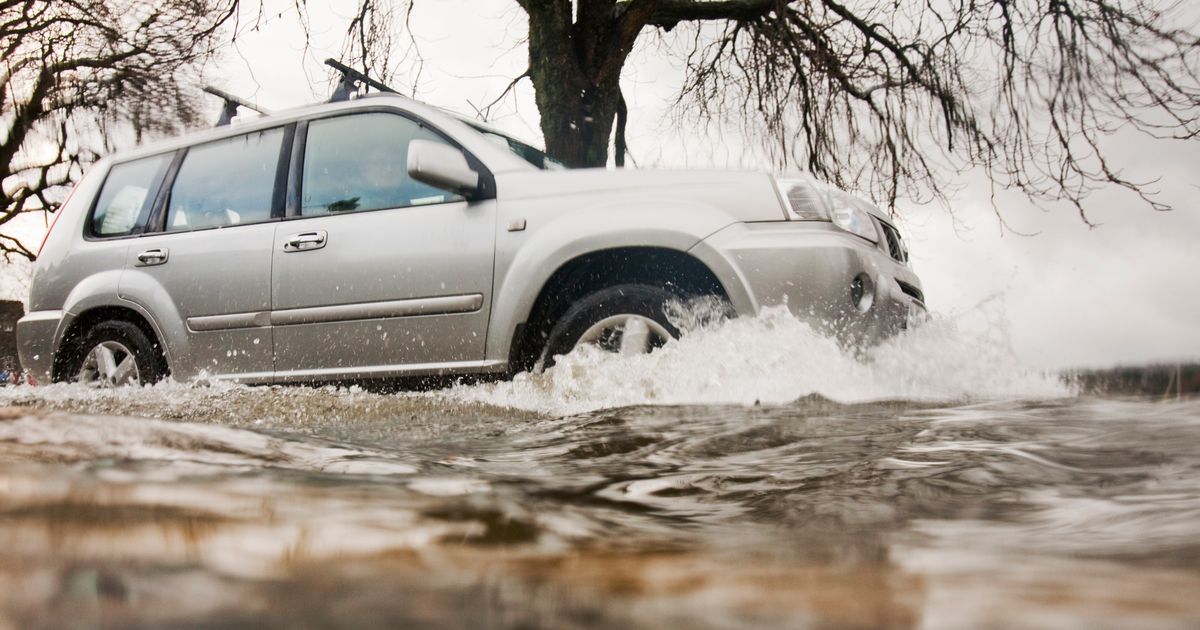 Drivers in Devon told to 'check' before travel amid yellow weather warning