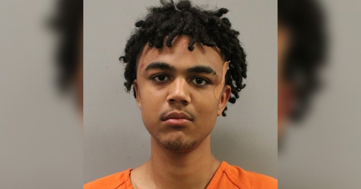 Friendswood apartment shooting: 17-year-old charged with murder