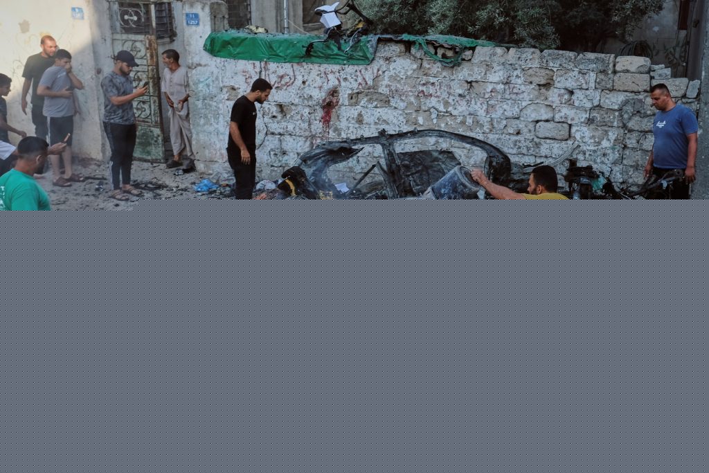 Board of Peace envoy meets with Netanyahu on Gaza disarmament deal and urges a halt to strikes