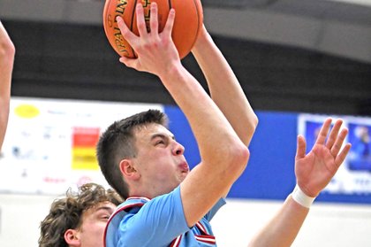 Lancers stay hot after Lyndon win