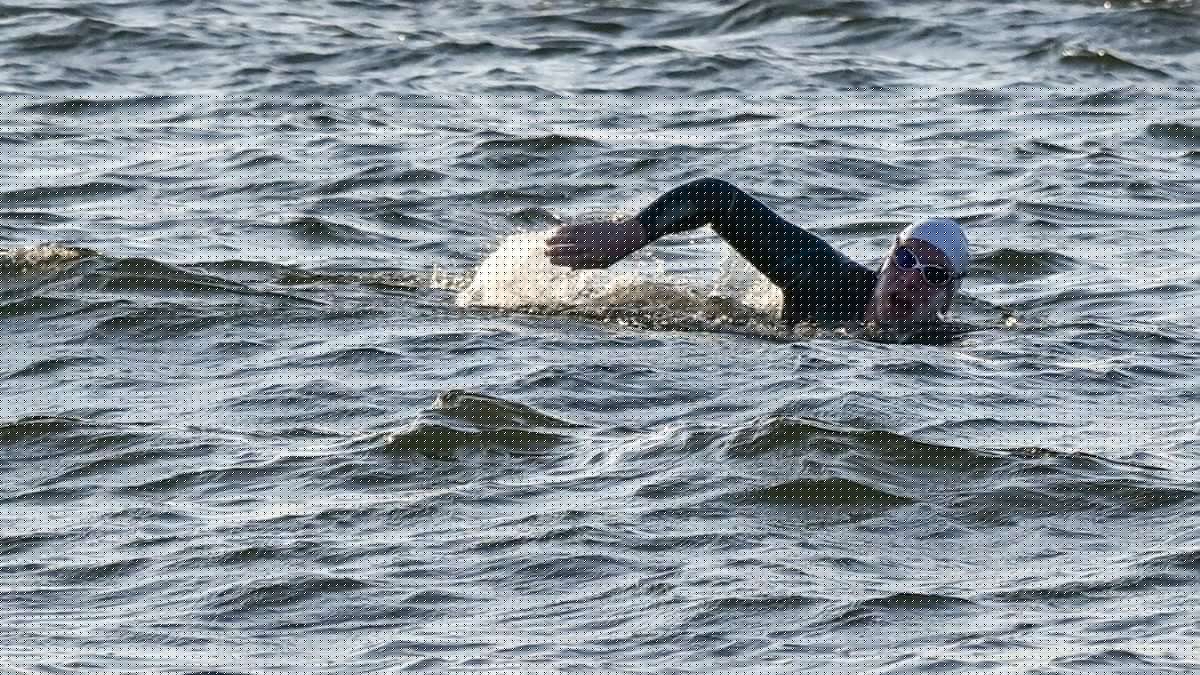 Ultra Baltic Swim: Bartlomiej Kubkowski schwimmt als Erster 160 Kilometer durch die Ostsee