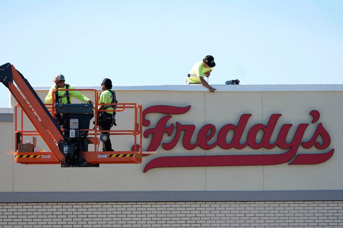 Freddy’s anuncia la apertura de 10 nuevos locales en agosto