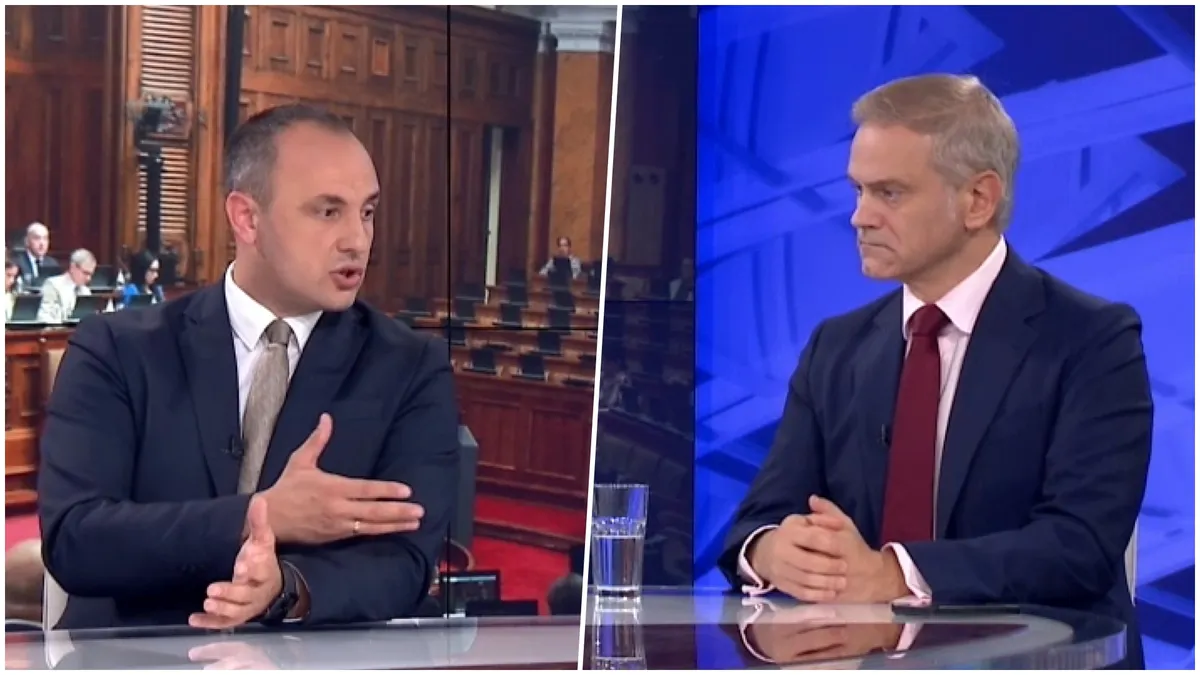 Stefanović i Ivanović: Mali je centralna figura Vlade, rukovodi prelivanjem novca u džepove naprednjaka