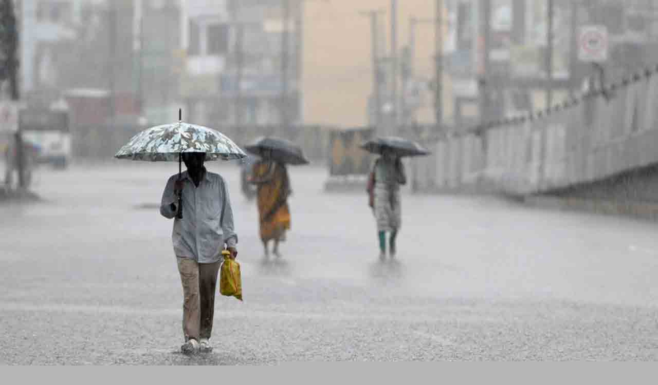 IMD issues yellow alert as rain to continue in Delhi NCR