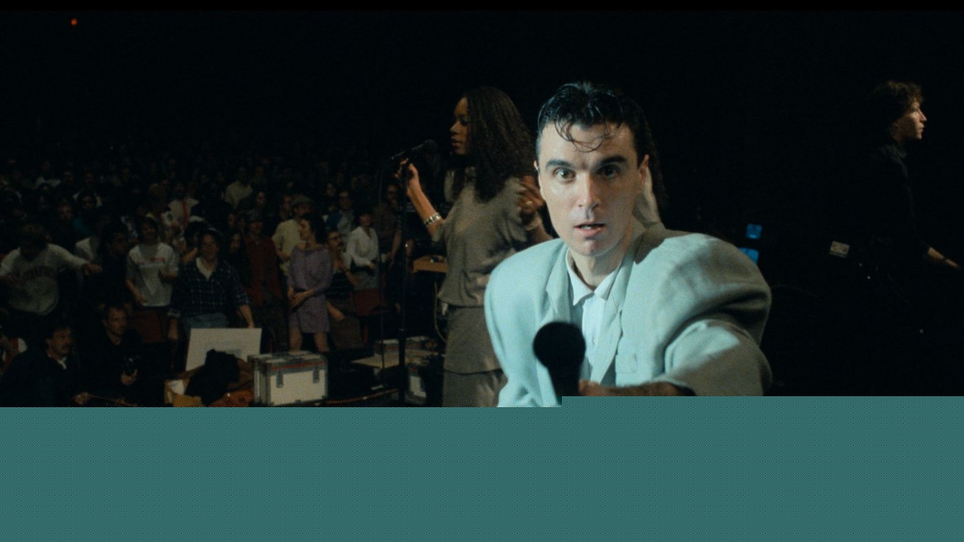 Talking Heads: approda in tv il film-concerto “Stop Making Sense” – Guarda il trailer