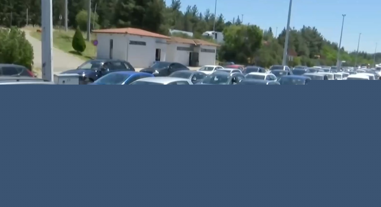 Ατέλειωτες ουρές στο τελωνείο των Ευζώνων: Αναστέλλονται οι βιομετρικοί έλεγχοι – Πάνω από 35.000 διελεύσεις την ημέρα