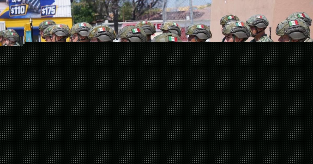 Ejército Mexicano acerca sus misiones a familias de Barroterán, Coahuila, con exposición fotográfica