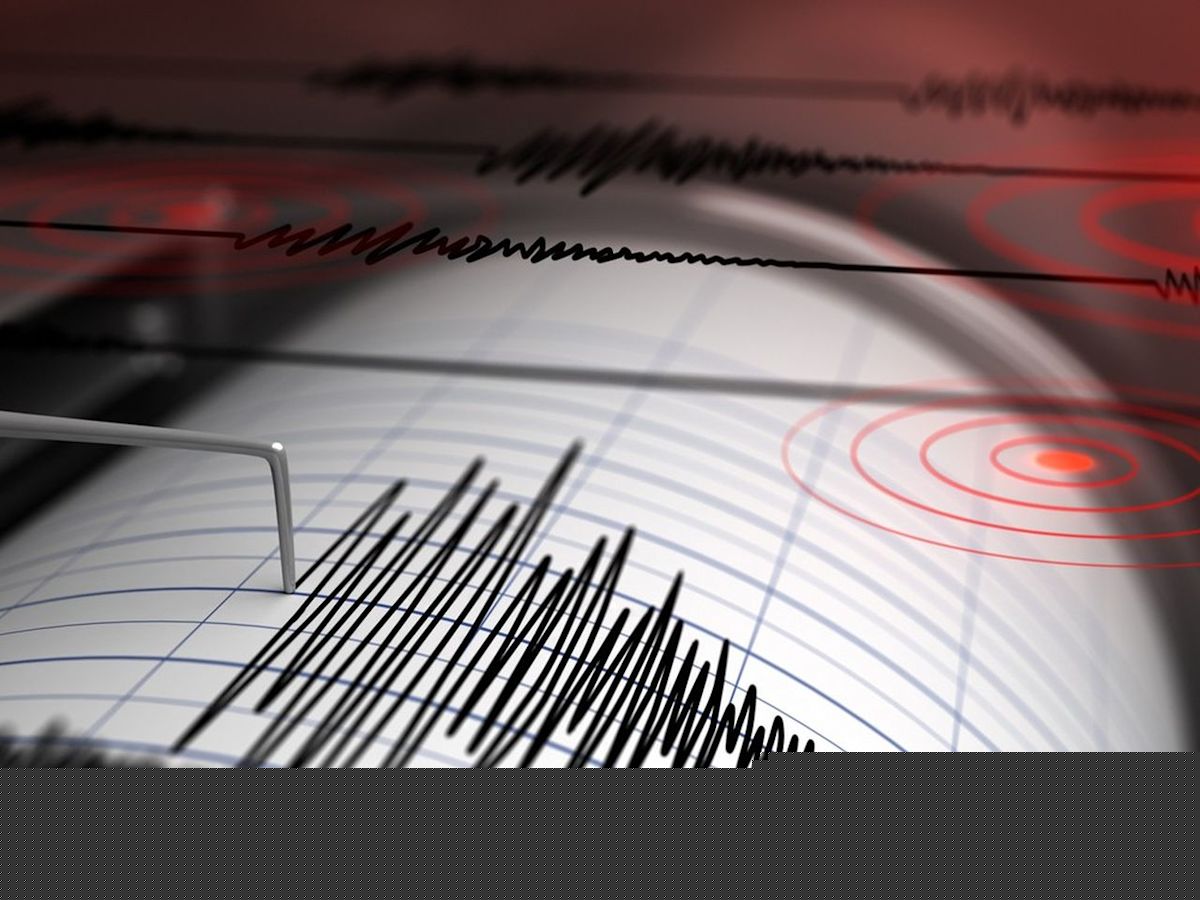 5.5-magnitude earthquake hits off west coast of Vancouver Island