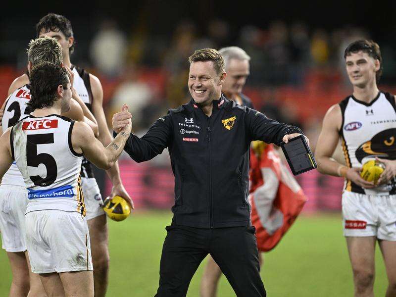 Hawthorn coach Mitchell makes call on future
