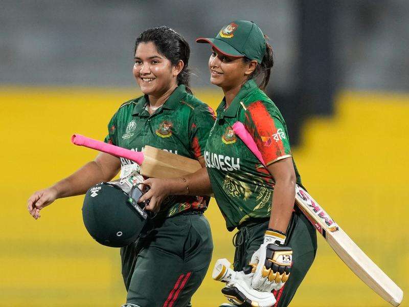 Bangladesh spin Pakistan to defeat in Women's World Cup