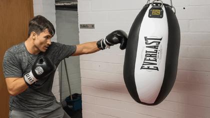 RSS-backed boxer Luke Turner to make professional debut