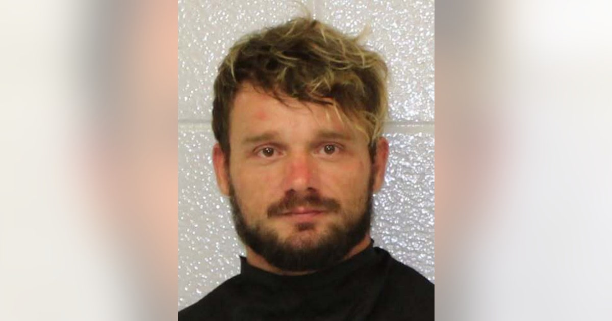 Carroll County illegal tire dumping: $100K in fines facing wanted man
