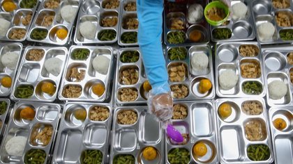 Cegah Keracunan Massal, Ini 3 Sertifikat yang Kini Wajib Dimiliki SPPG untuk Masak MBG