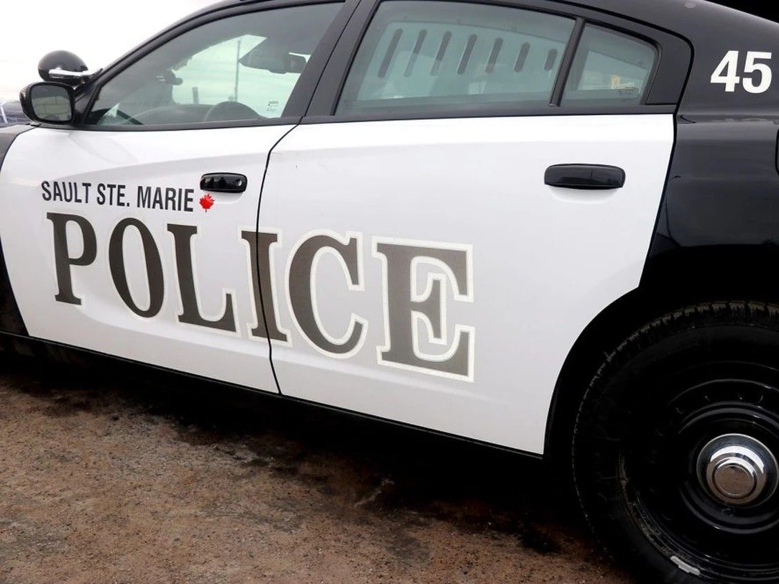 Snowmobilers must stay off railway tracks: Police