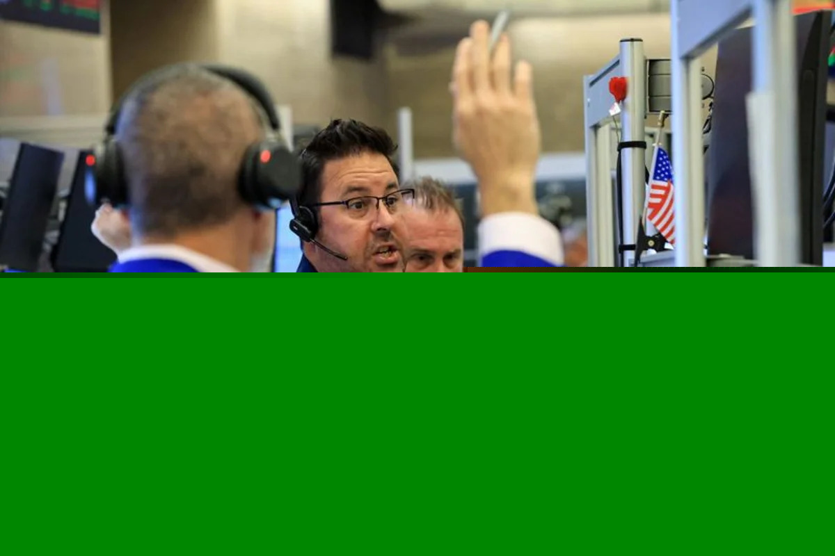 Stocks sink on Big Tech cash burn; oil hits $100 for first time since May