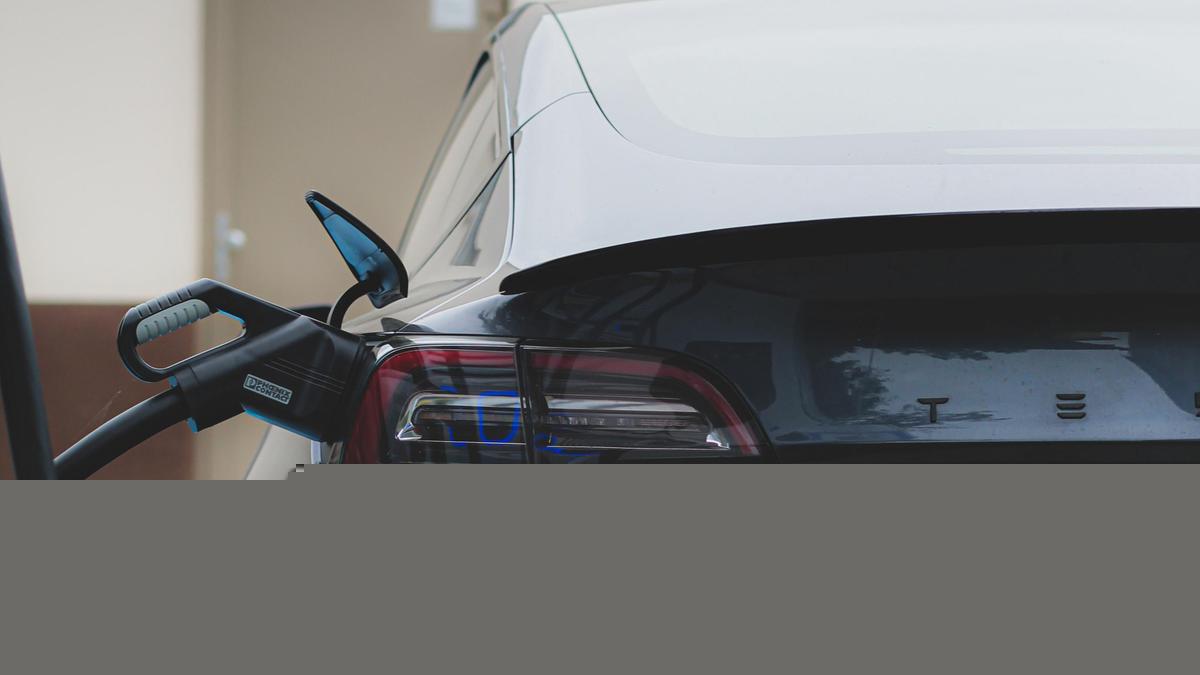 China clamps down on inaccurate EV battery claims