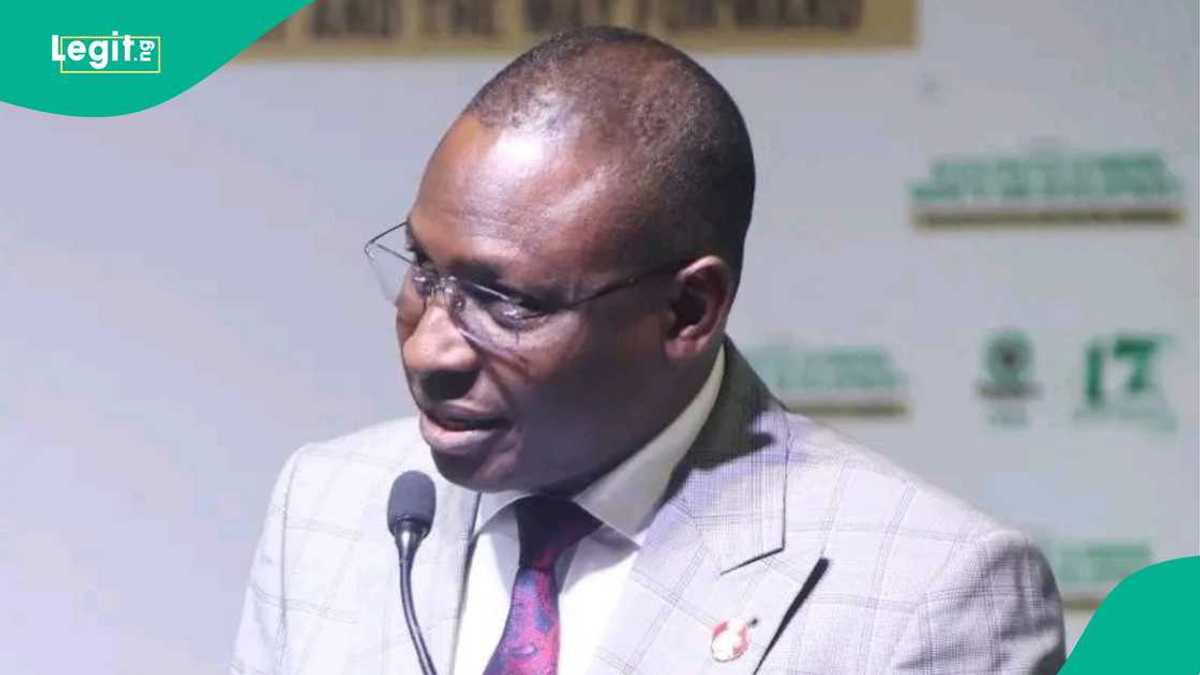 Anti-graft fight: EFCC and NCS strengthen collaboration in Lagos