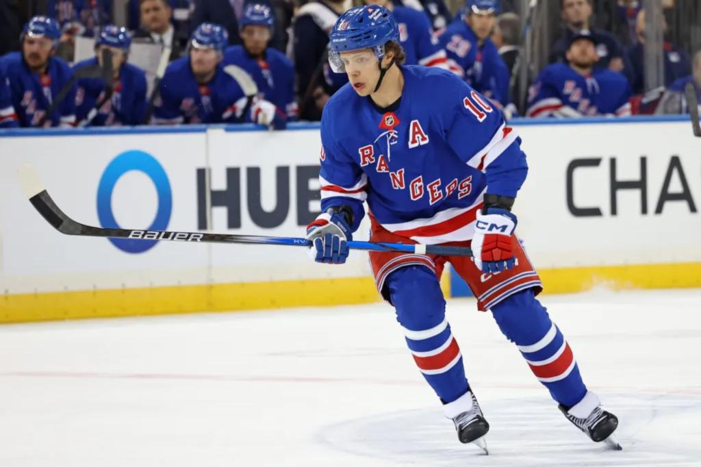 Rangers take no Artemi Panarin chances in preseason matchup with Devils