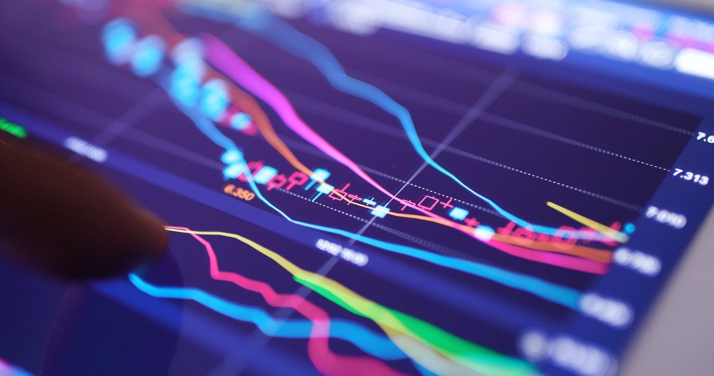 Bursele europene au închis vineri în creştere, după atingerea unui nou record istoric