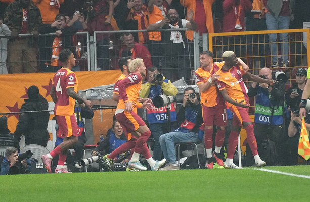 Galatasaray shock Liverpool in Champions League
