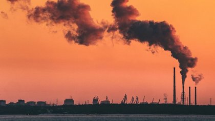 España suspende en descarbonización y se aleja de los objetivos climáticos europeos