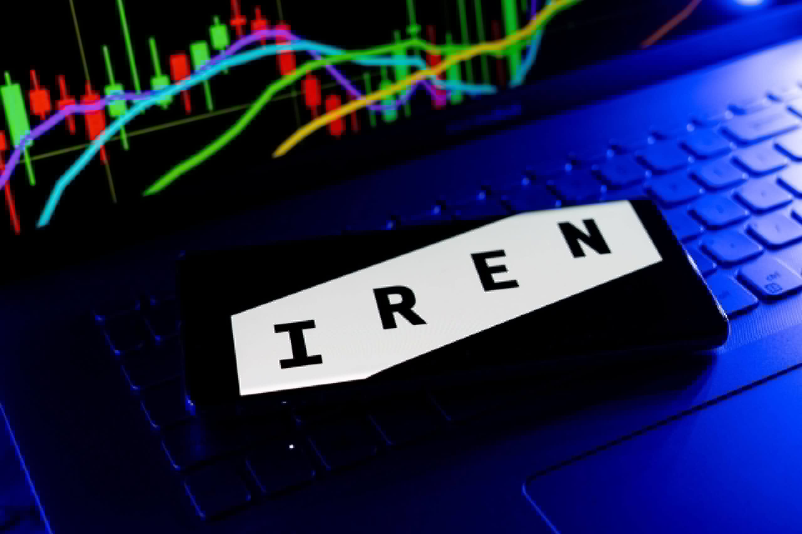 Is IREN Stock Set to Surge 146%? Analyst’s Bullish $100 Price Target Explained