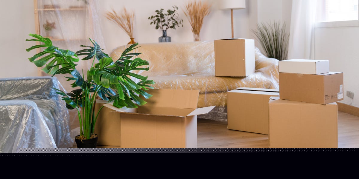 12 Things Professional Organizers Always Throw Away Before a Move