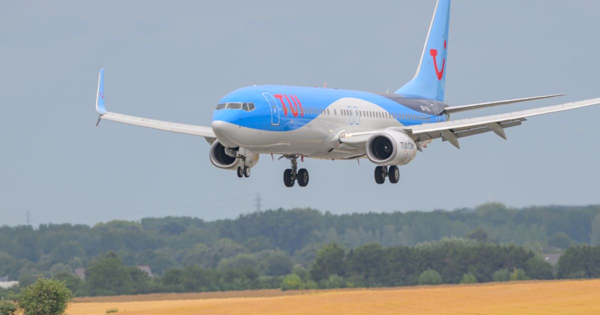 TUI plane diverted for emergency landing after take-off