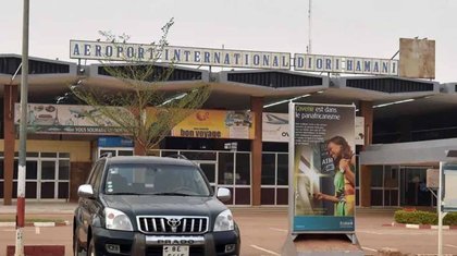 Explosions, heavy gunfire near Niger’s main airport in capital