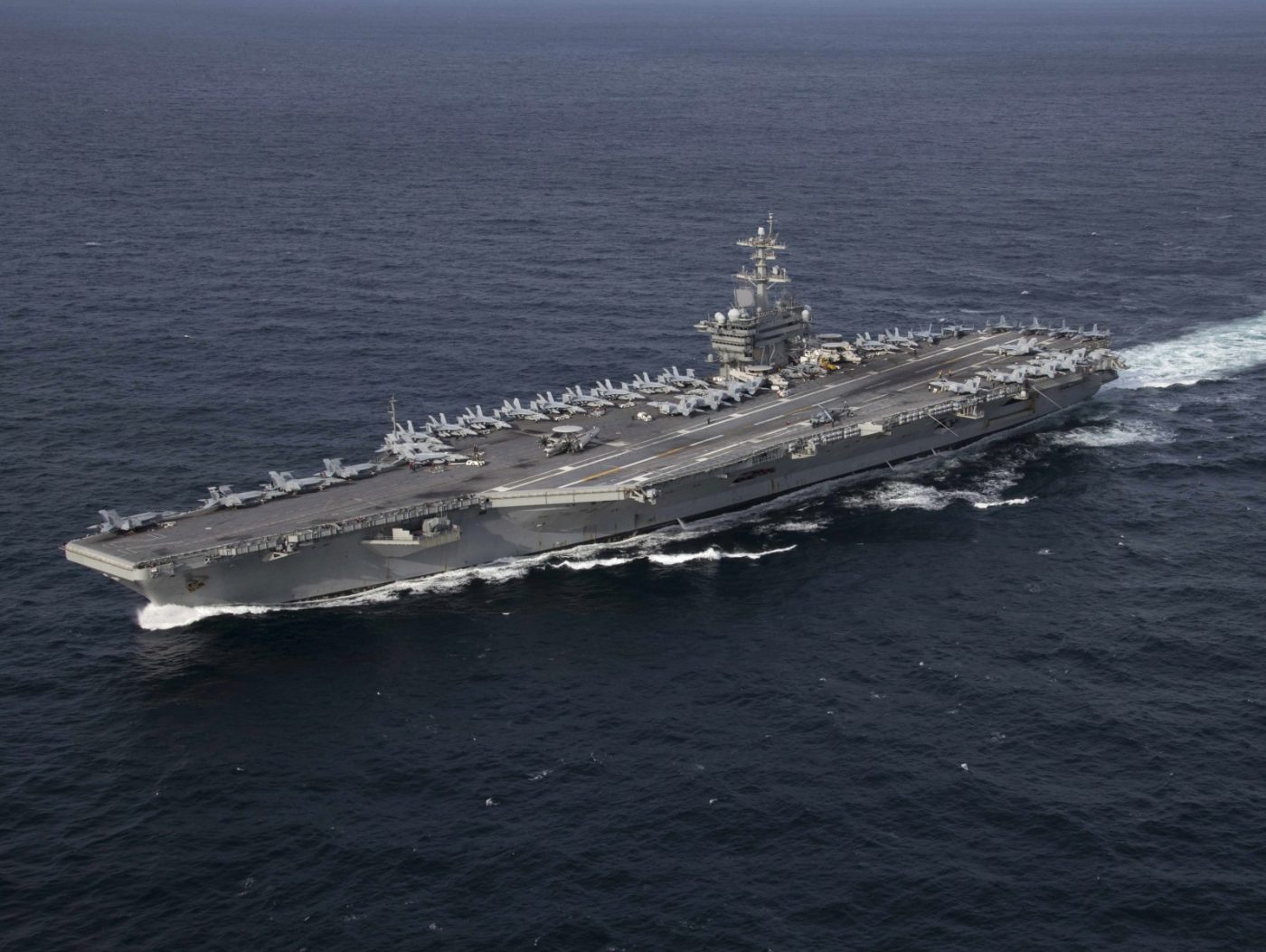 Bazele şi navele americane sunt în raza de acţiune a rachetelor noastre, ameninţă armata iraniană / Statele Unite au desfăşurat o flotă în Orientul Mijlociu, condusă de portavionul american Abraham Lincoln şi grupul său de escortă