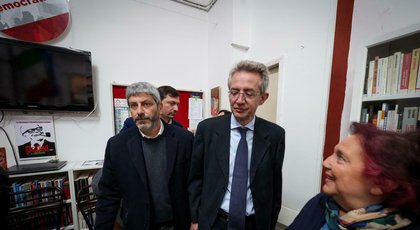 Case, tram e bonifiche a Napoli. Asse Comune-Regione: &laquo;Piano da 250 milioni&raquo;