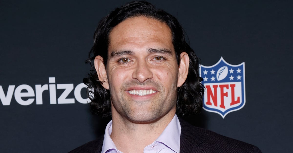 Ex-NFL QB Stabbed in Alleged Fight With Food Delivery Driver