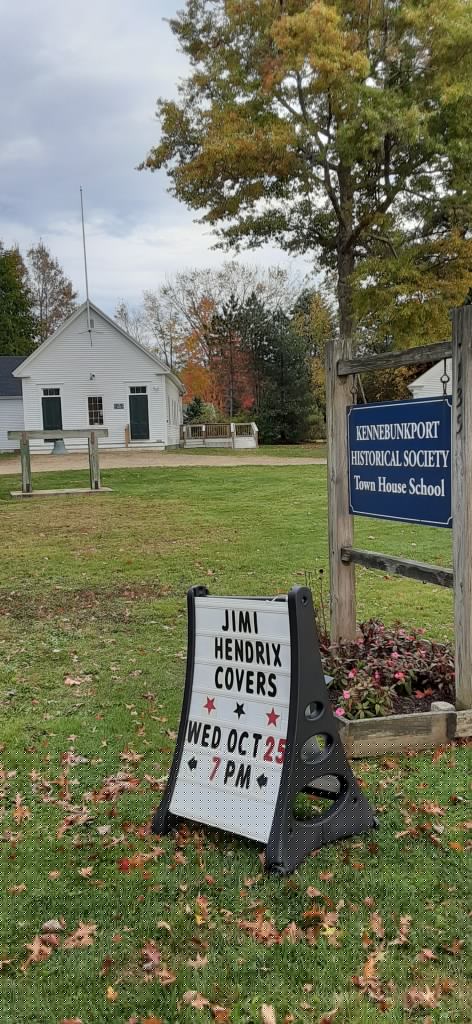 Chuck Berry rocks Kennebunkport’s school house