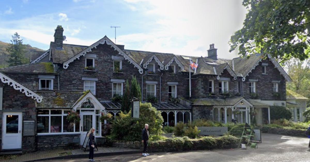 Hotel given permission for new signage following refurbishment
