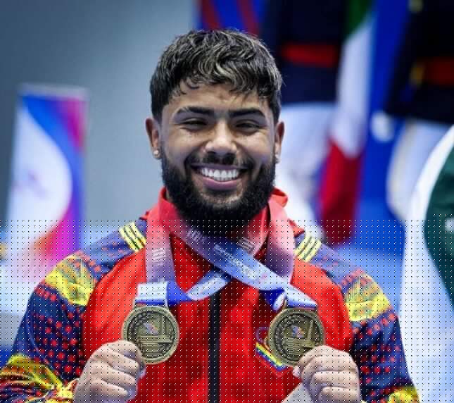 Keydomar Vallenilla conquista dos medallas de oro en Santo Domingo 2026