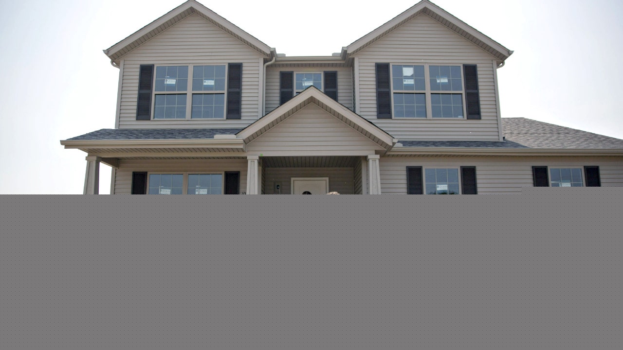 Mortgage rates rise to 1-year high