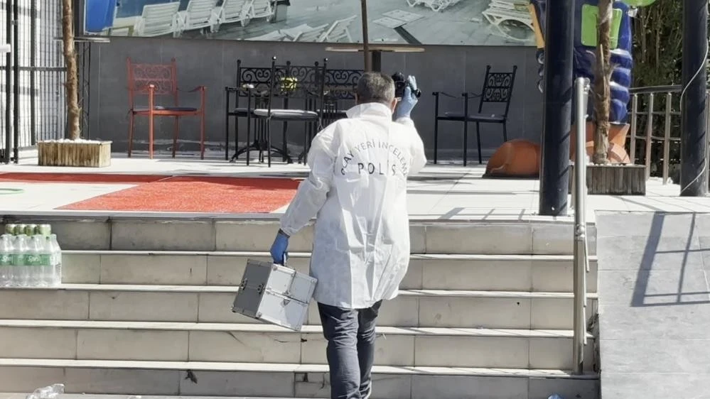 Çocuk temizlikçi havuz kaydırağından düştü, ağır yaralandı