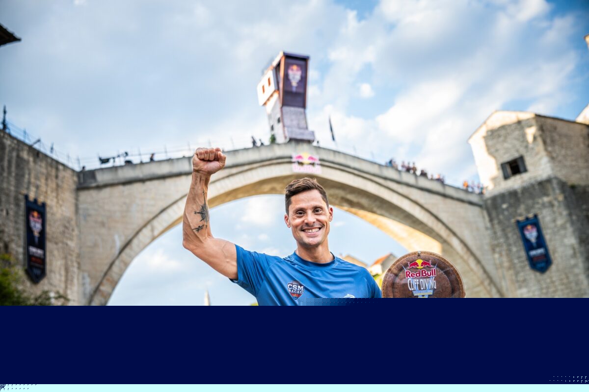 Imnul României s-a auzit pentru a doua oară în acest sezon din Seria Mondială Red Bull Cliff Diving