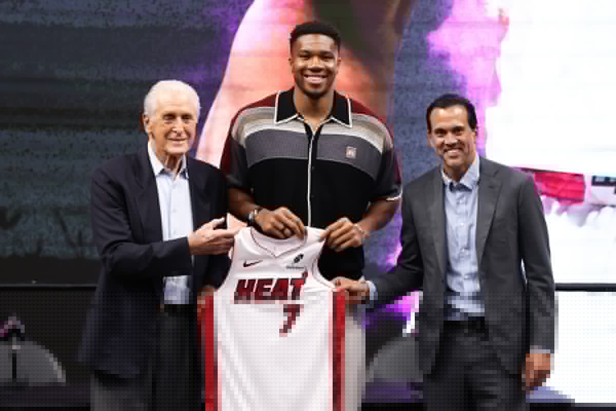 Giannis Antetokounmpo Talks Possible Team-up With LeBron James