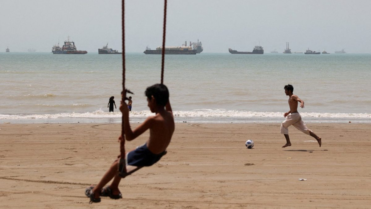 Trump’s team admits Hormuz crisis is permanent – and the UK will suffer