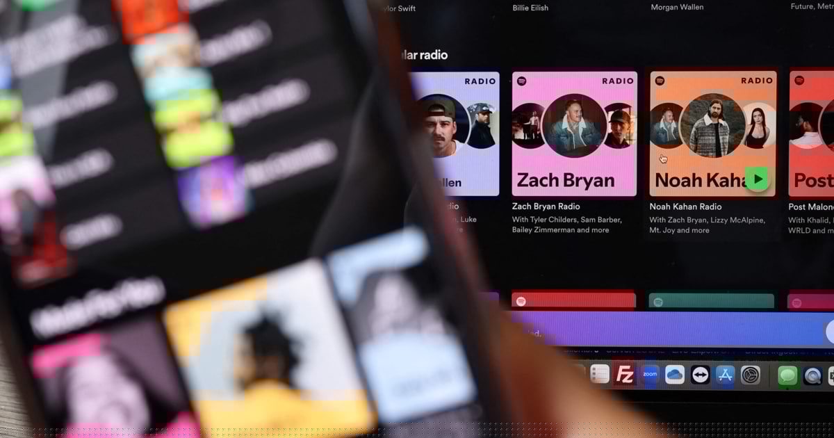 Nach Nutzerkritik - Spotify führt Kennzeichnung für KI-Profile ein