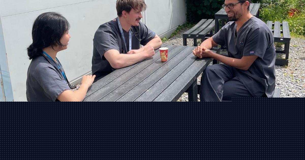New picnic tables provide much-needed space for hospital staff and students