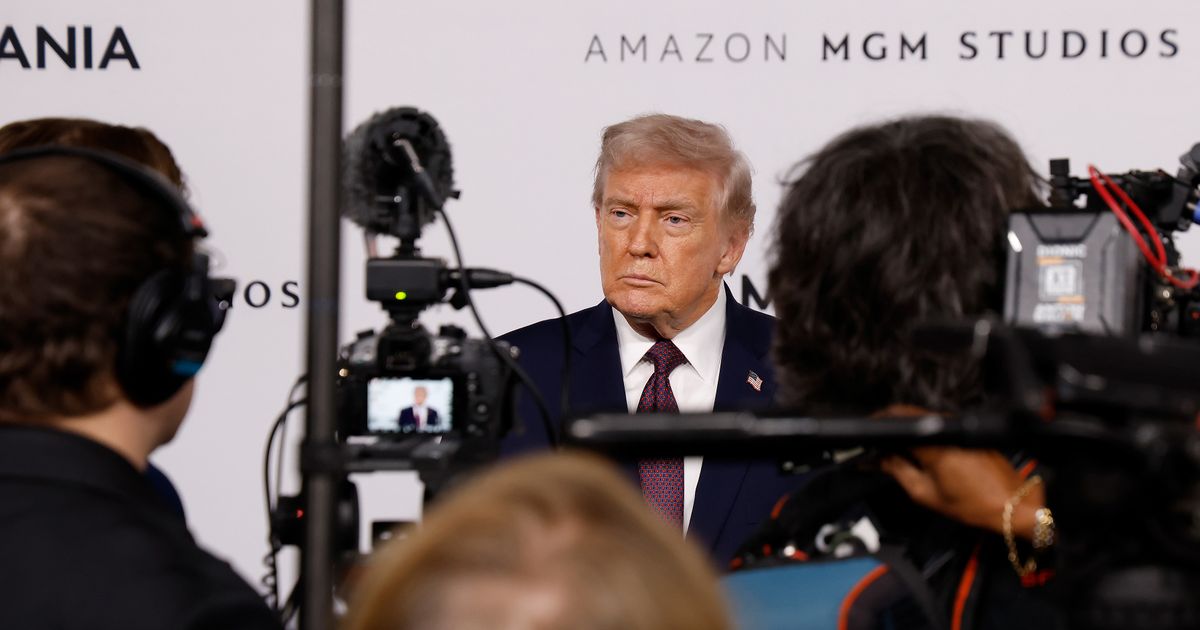 Donald Trump sends stern warning to Keir Starmer over 'dangerous' China meeting