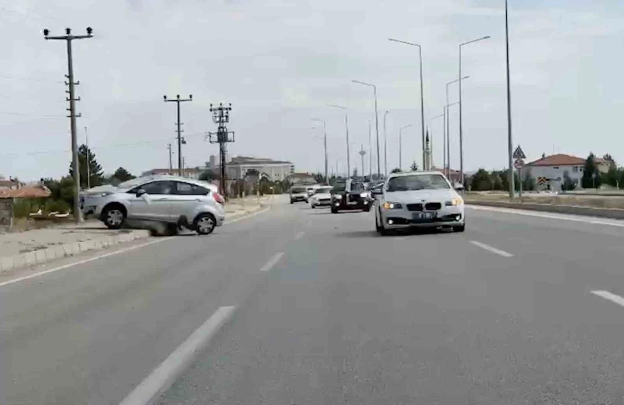 Düğün konvoyundaki kaza