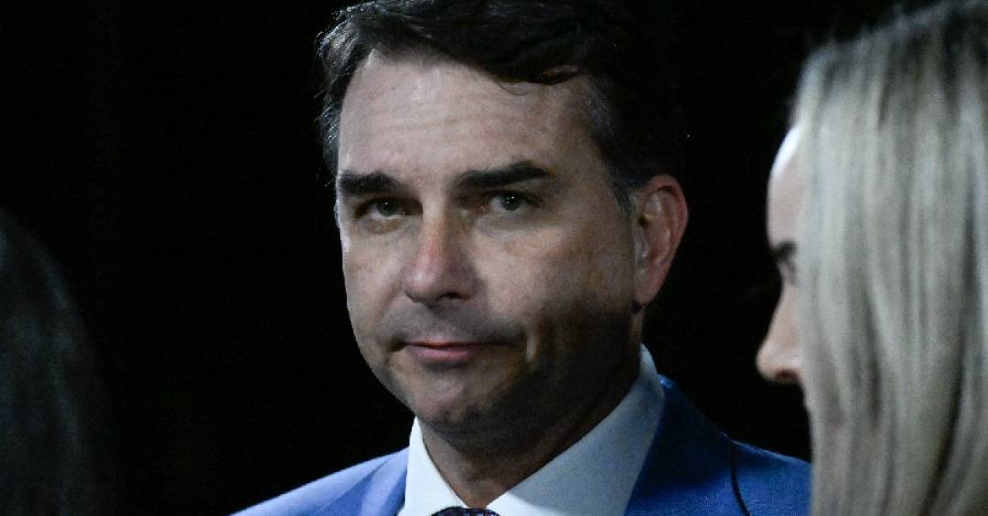 A esperança que a campanha de Flávio Bolsonaro ainda acalenta