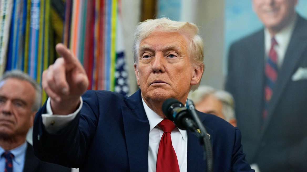 Trump padit IRS-in dhe Thesarin për 10 miliardë dollarë për rrjedhjen e deklaratave tatimore