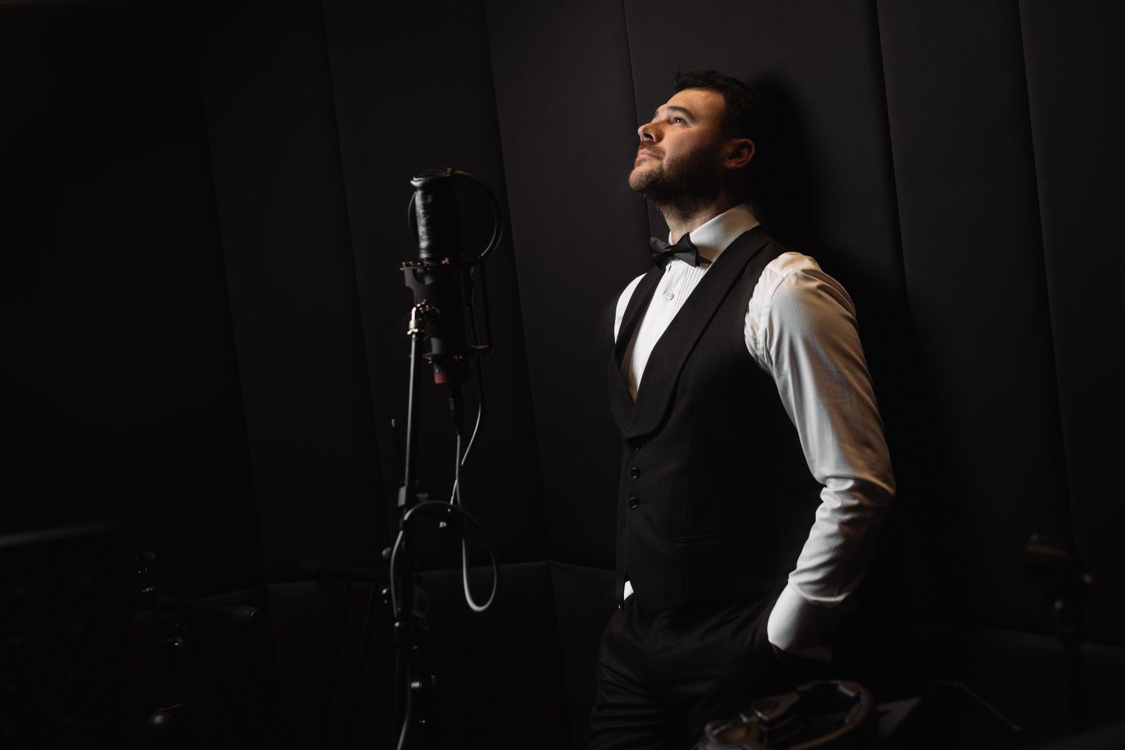 People's Artist Emin Agalarov releases new song