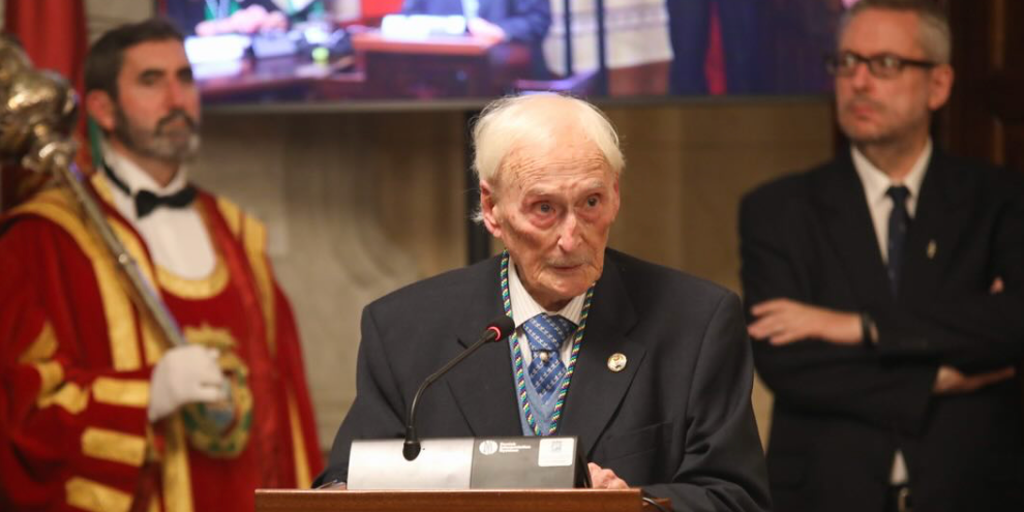 Muere a los 98 años Guillermo Jiménez Smerdou, decano de los periodistas españoles y voz de la historia de Málaga