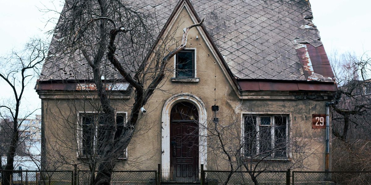 The brutal truth about who swallowed the American middle class