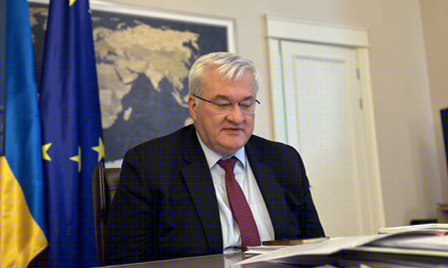 Heads of Ukrainian, Iranian foreign ministries hold phone call after vessel attack